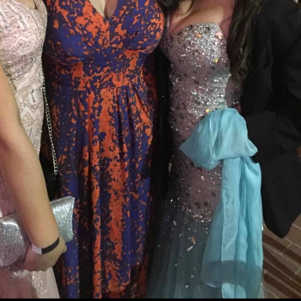 Blue sparkly prom dress💙💙💙